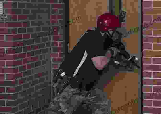 Law Enforcement Officer Demonstrating Active Shooter Response Techniques Active Shooter Response Training: Lone Wolf To Coordinated Attacks